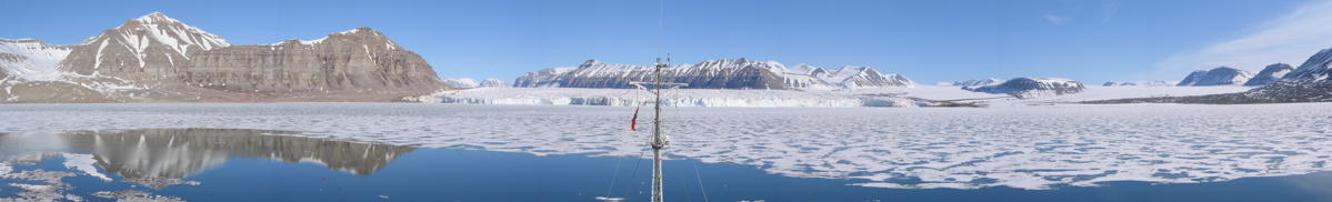 Panorama of Tunabreen